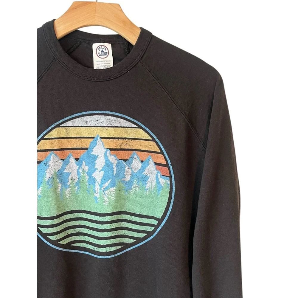 Delta Sweatshirt Unisex Size Small Black Mountain Graphics Ecosmart Crewneck NWT